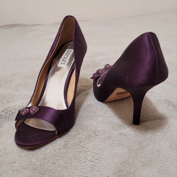 Badgley Mischka Shoes - Badgley Mischka purple satin open toe stilettos size 10